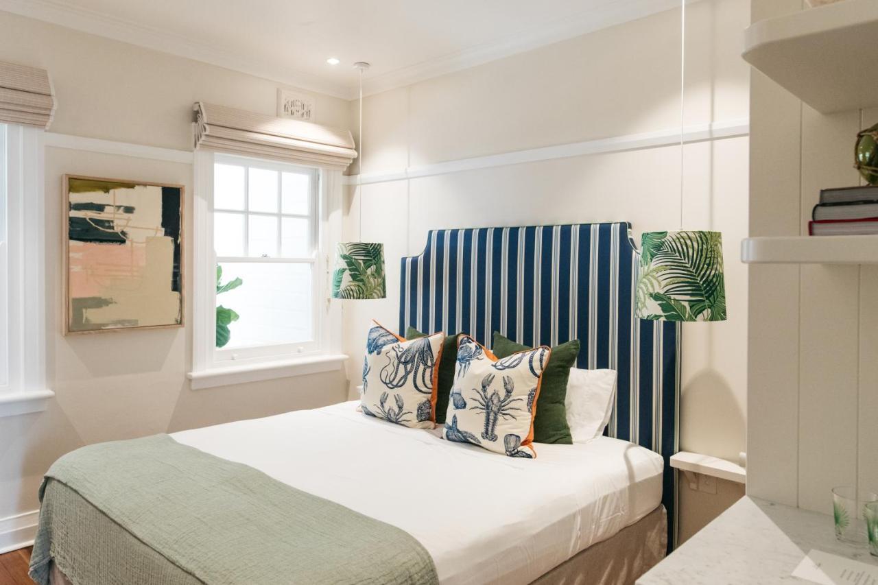 Barrenjoey House Palm Beach
