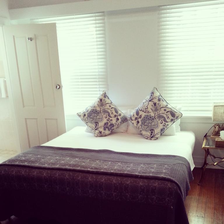Barrenjoey House Hotel